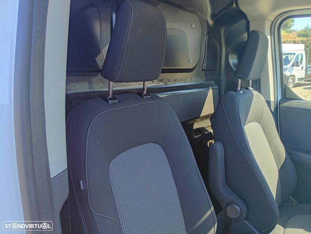 Ford Transit Courier - 7