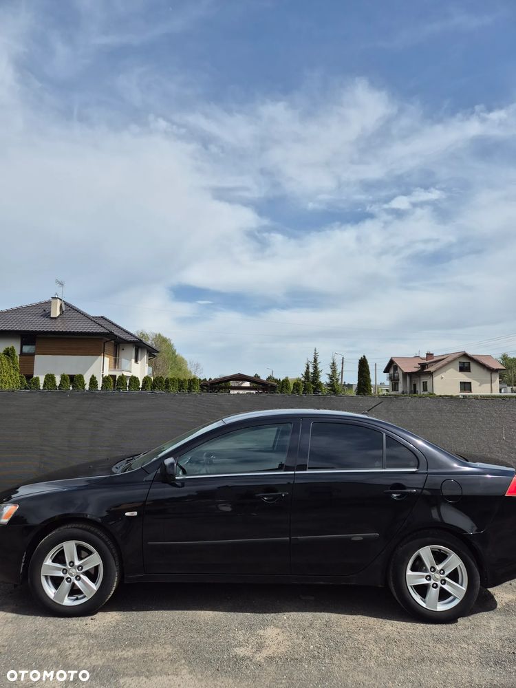 Mitsubishi Lancer 1.8 Invite CVT - 6