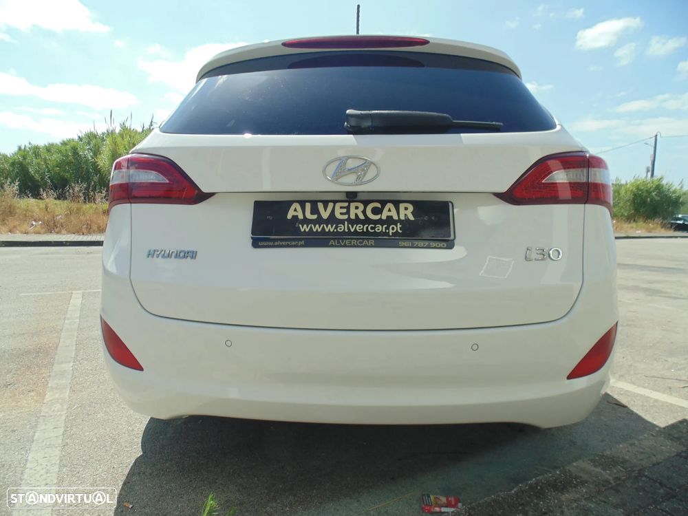 Hyundai i30 SW 1.6 CRDi GO! - 12