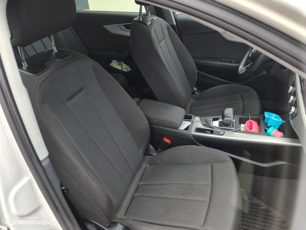 Audi A4 Avant - 6