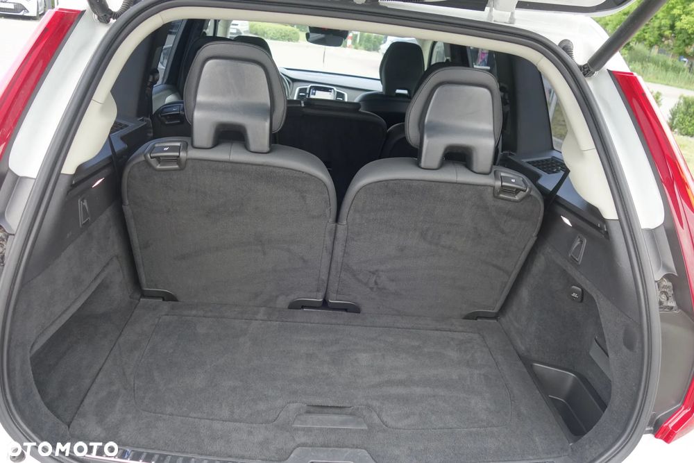 Volvo XC 90 B5 D AWD Momentum 7os - 14