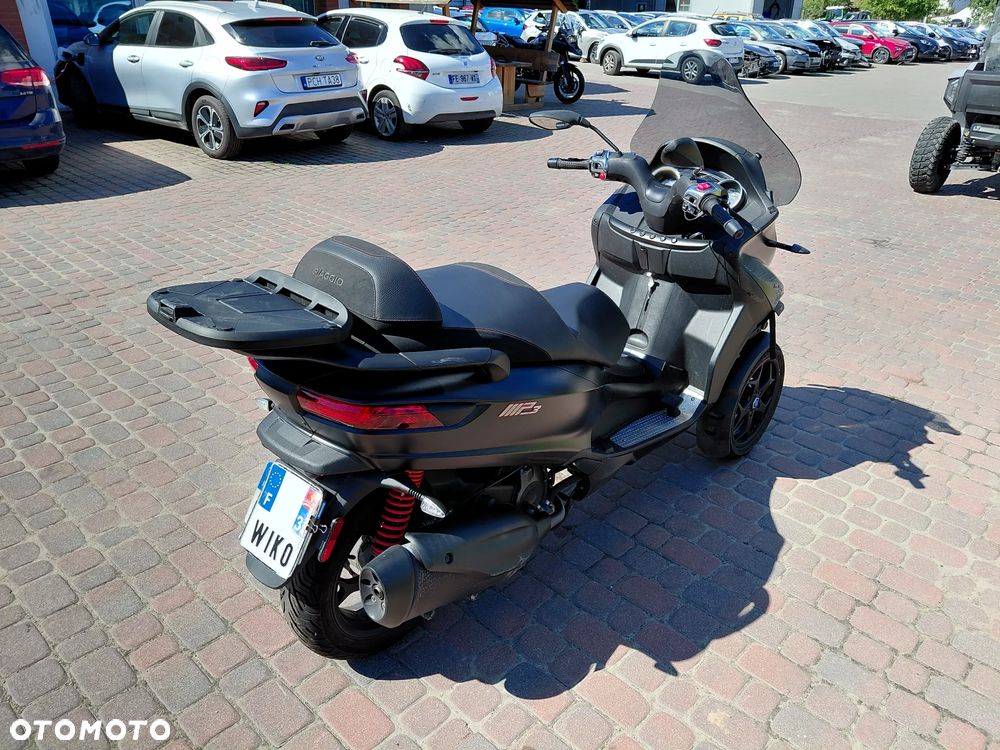 Piaggio MP-3 - 5