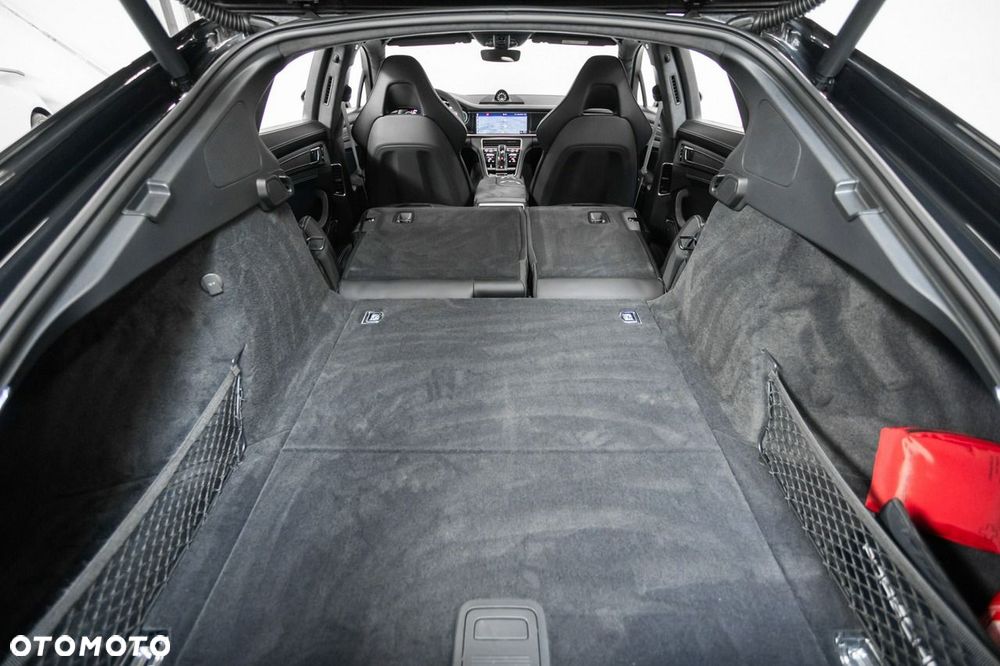 Porsche Panamera - 30