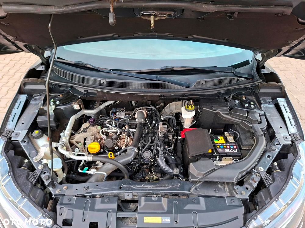 Nissan Qashqai 1.3 DIG-T N-WAY - 18