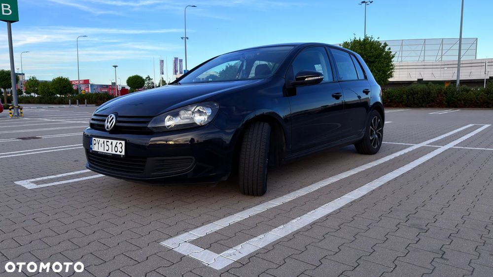 Volkswagen Golf 1.6 Trendline - 1