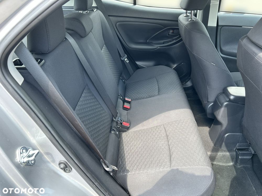 Toyota Yaris Cross Hybrid 1.5 Comfort - 17