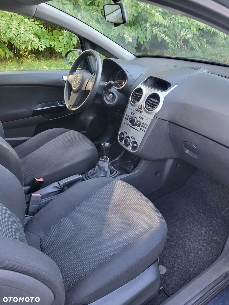 Opel Corsa 1.2 16V Enjoy - 10