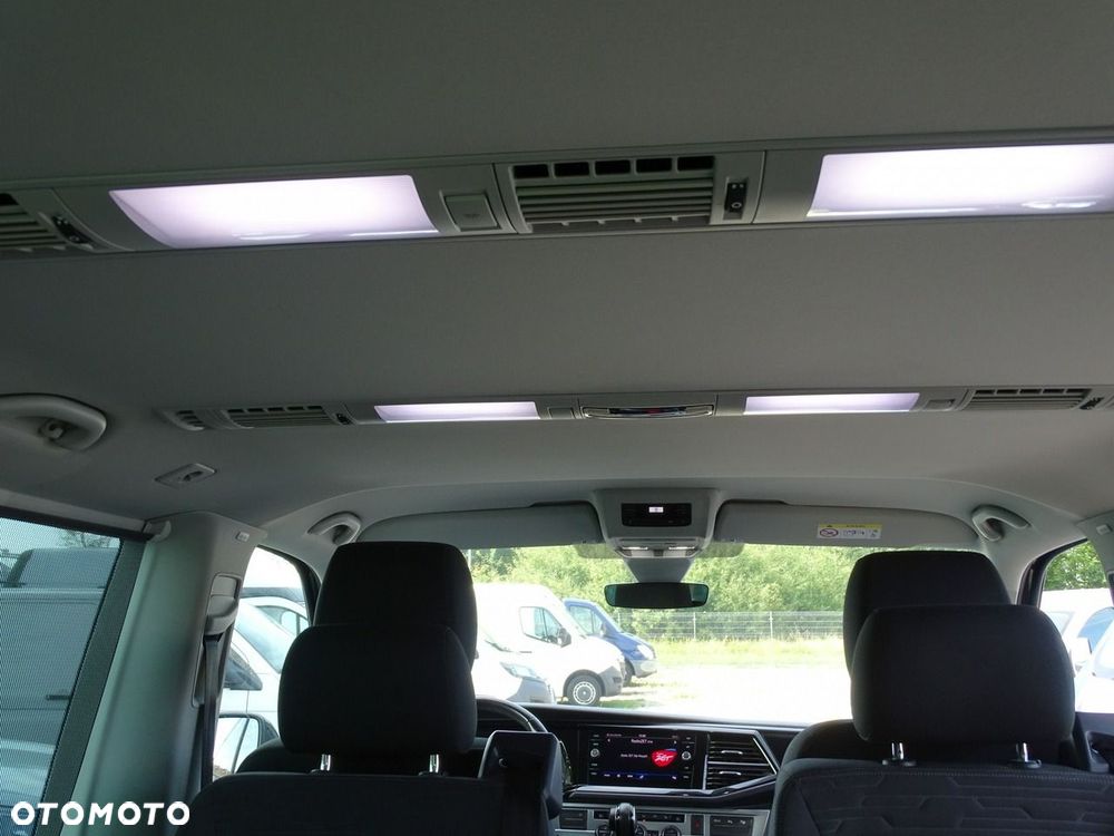 Volkswagen Multivan - 22