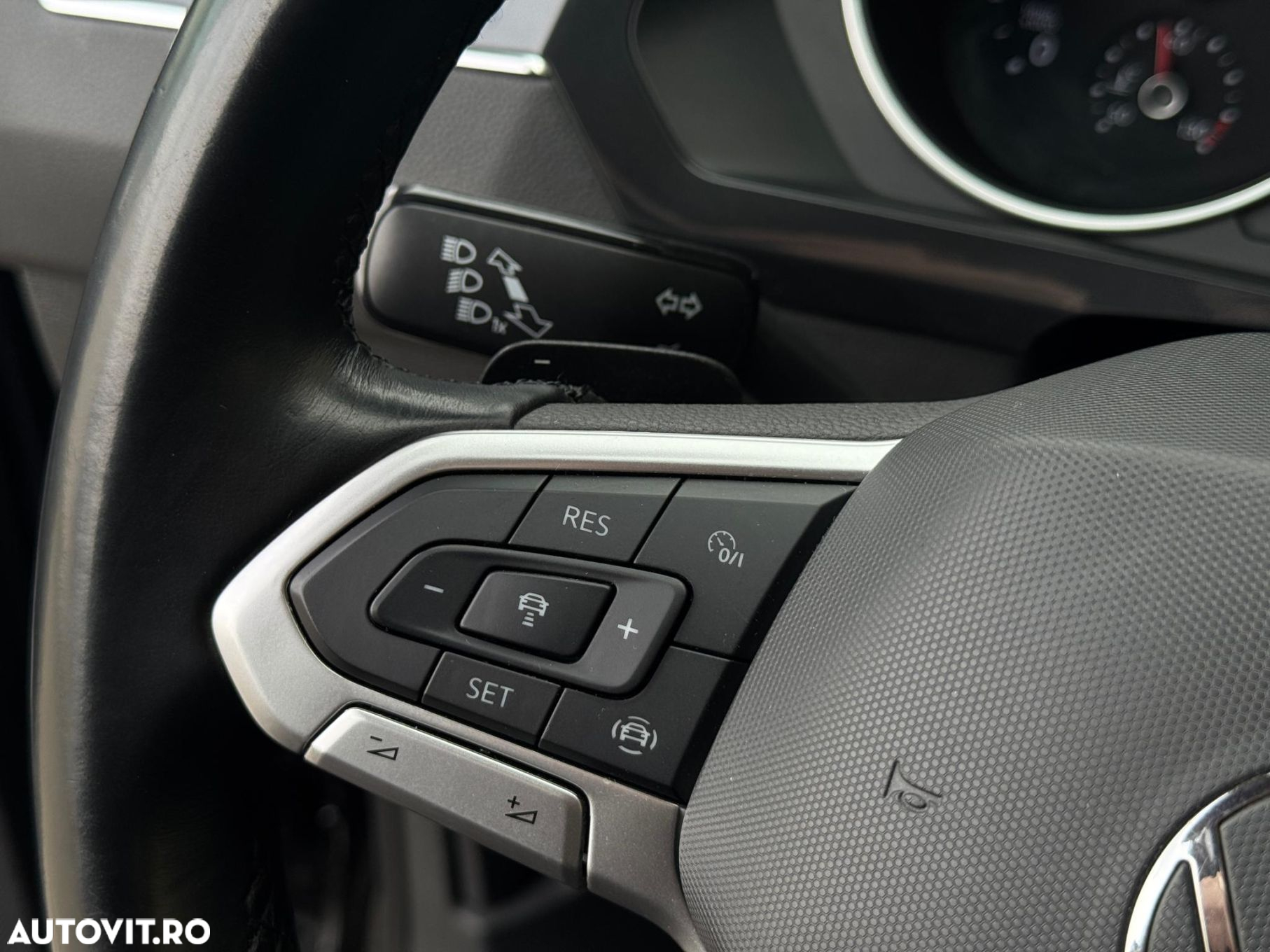 Volkswagen Tiguan - 21