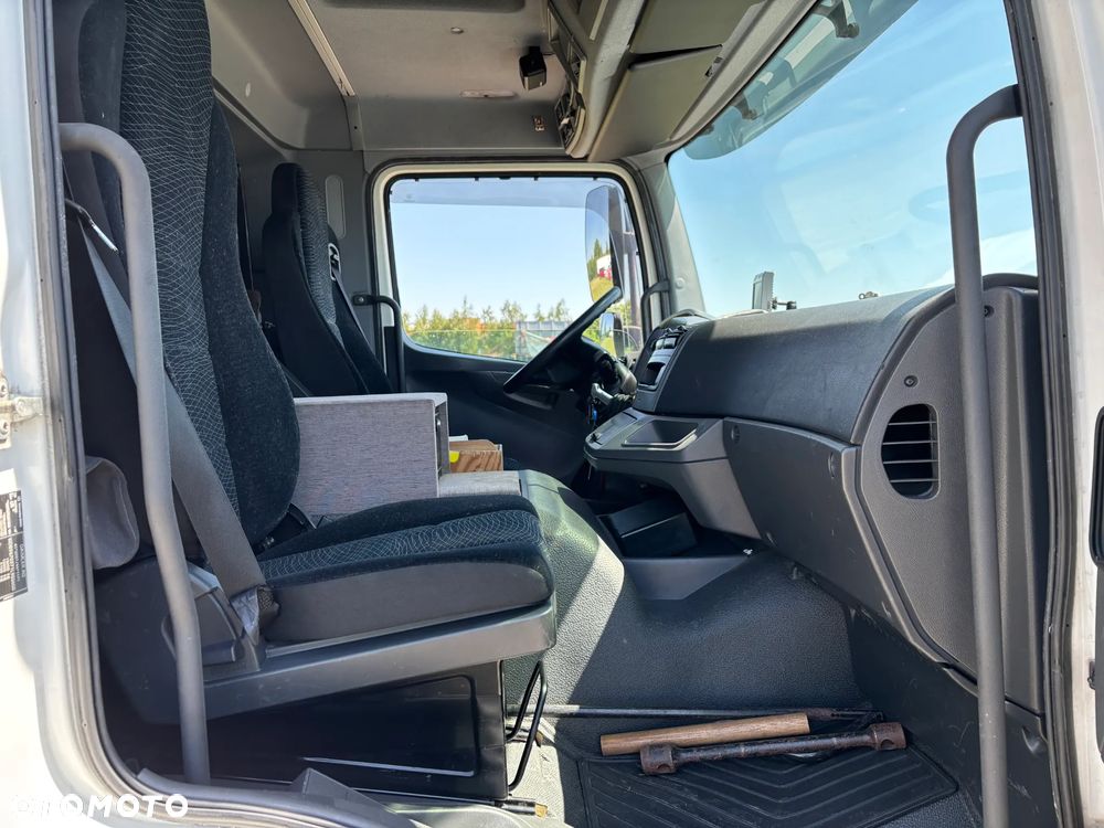 Mercedes-Benz ATEGO 1524  EURO 6 (1527, 1530) kontener z windą , kabina przeedłużana  z łóżkiem składanym - 20