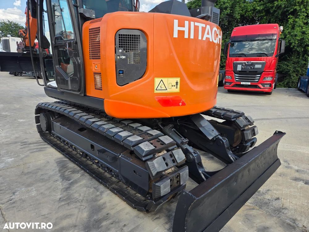 Hitachi ZX135US-6, 16t,2019, 3.736h, ROTIRE IN GABARIT, LAMA, 2 inst hidr pe brate, PADURI NOI, consum mediu 9,5l/h, Gresare automata, CUPLA RAPIDA +CUPE EXCARE+Cupa taluz, latime 2,5m, Camere spate si laterale, posibil leasing 3 ani, PROMOTIE 86.900 EUR+Tva - 19
