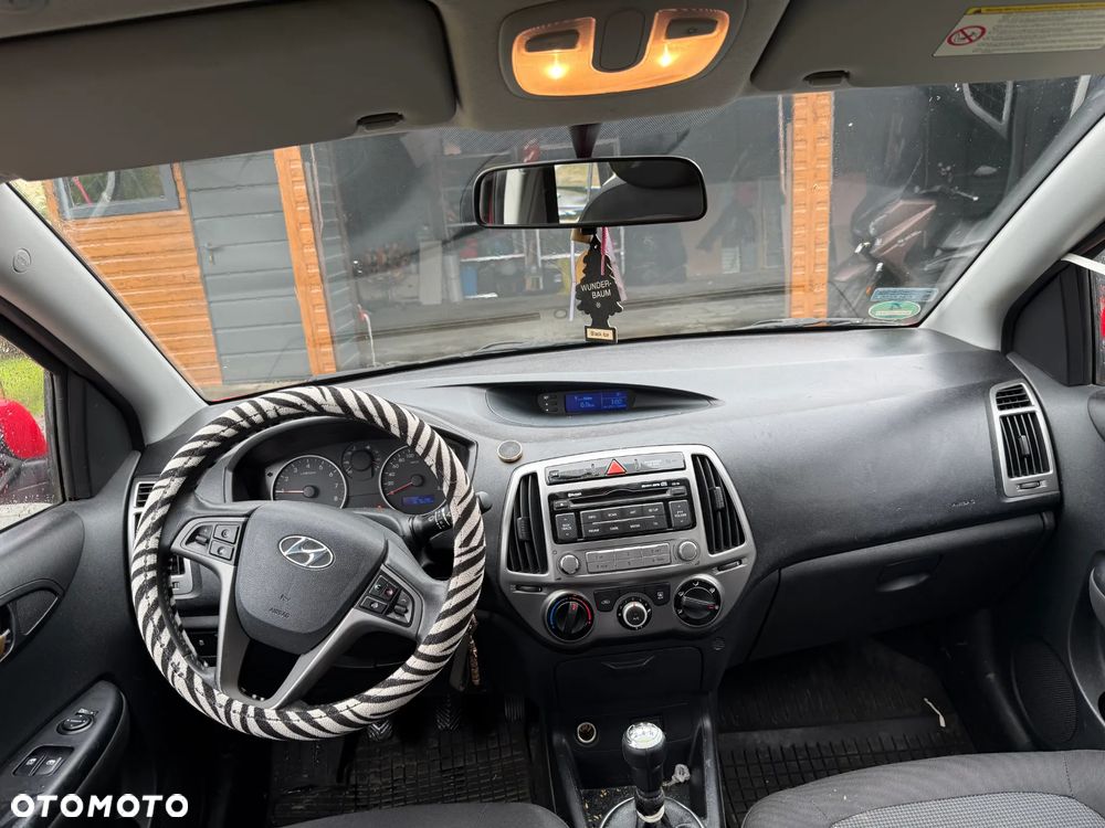Hyundai i20 - 8