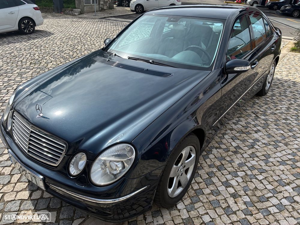 Mercedes-Benz E 270 - 22