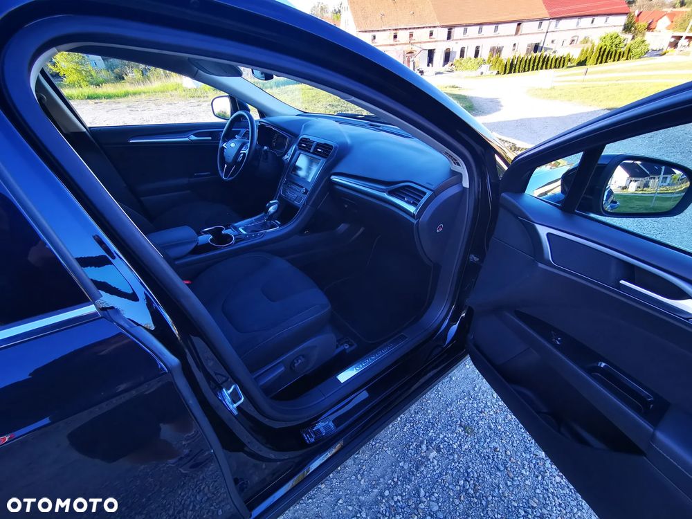 Ford Mondeo 2.0 TDCi STart-Stopp PowerShift-Aut Titanium - 9