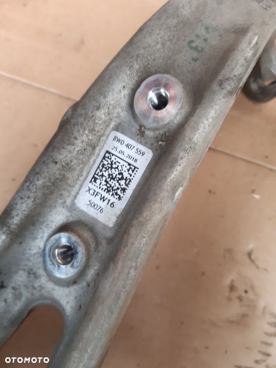 zwrotnica piasta lewa prawa przód przednia Audi A4 B9 A5 F5 8W0407241F 8W0407242F 8W0407559 8W0407560 zwrotnica zwrotnice przód przednie Audi A4 A-4 B9 A5 A-5 F5 - 3