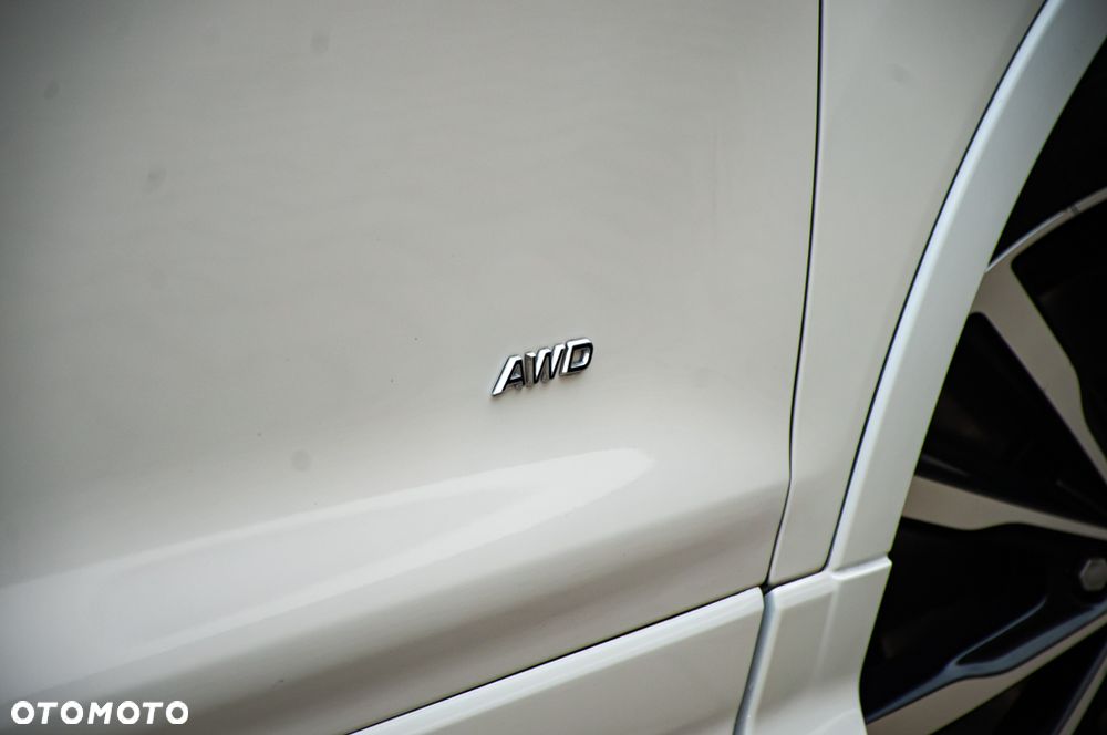 Ford Kuga 1.5 EcoBoost 4x4 Titanium - 25