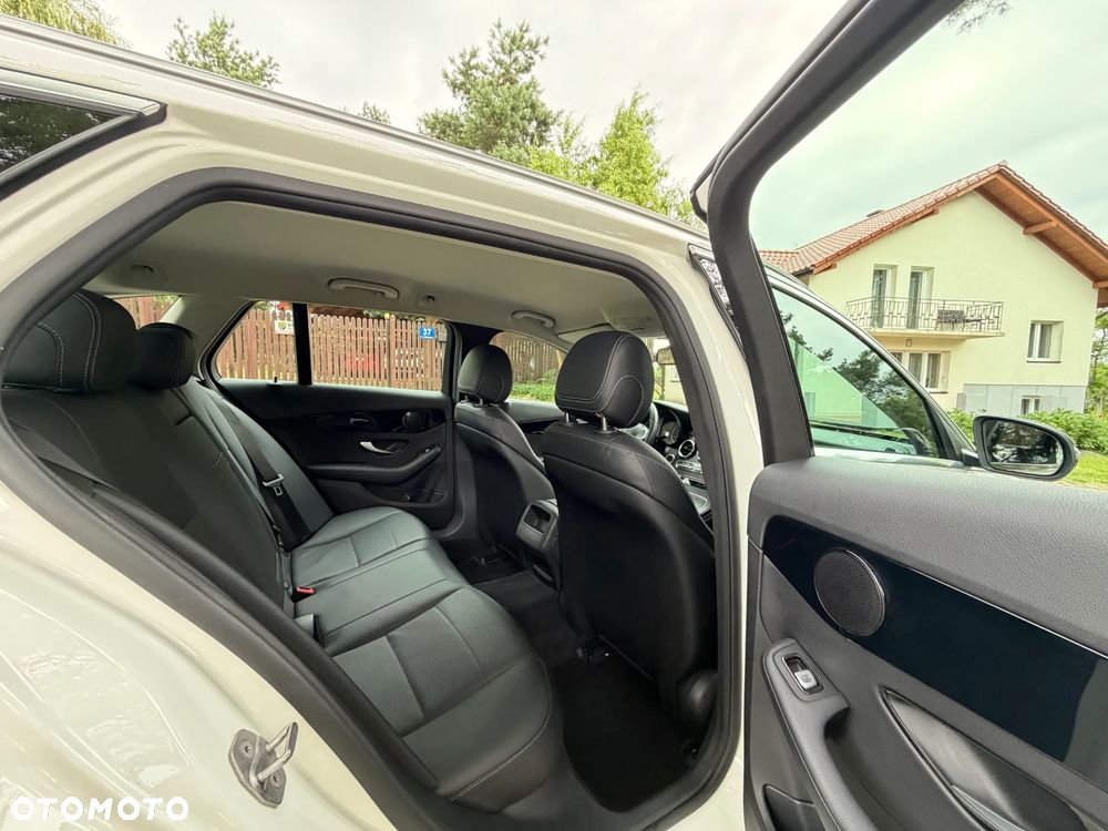 Mercedes-Benz Klasa C 200 9G-TRONIC - 31