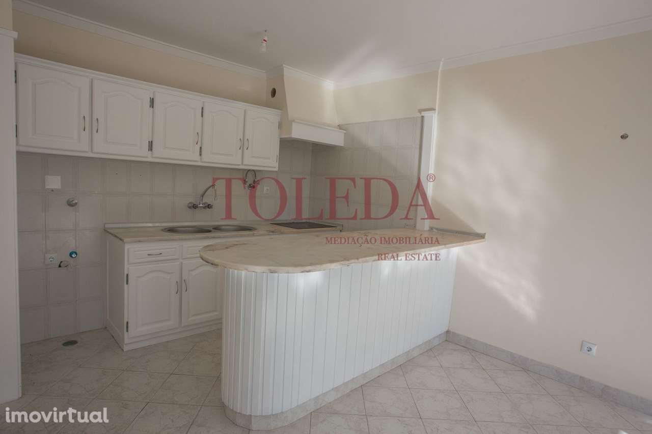 T1 com Vista Mar, com Varanda e Parqueamento - Grande imagem: 5/40