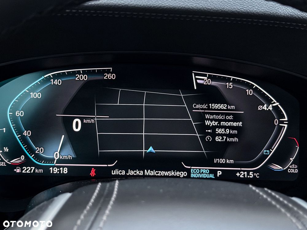 BMW Seria 5 520d xDrive Luxury Line - 29