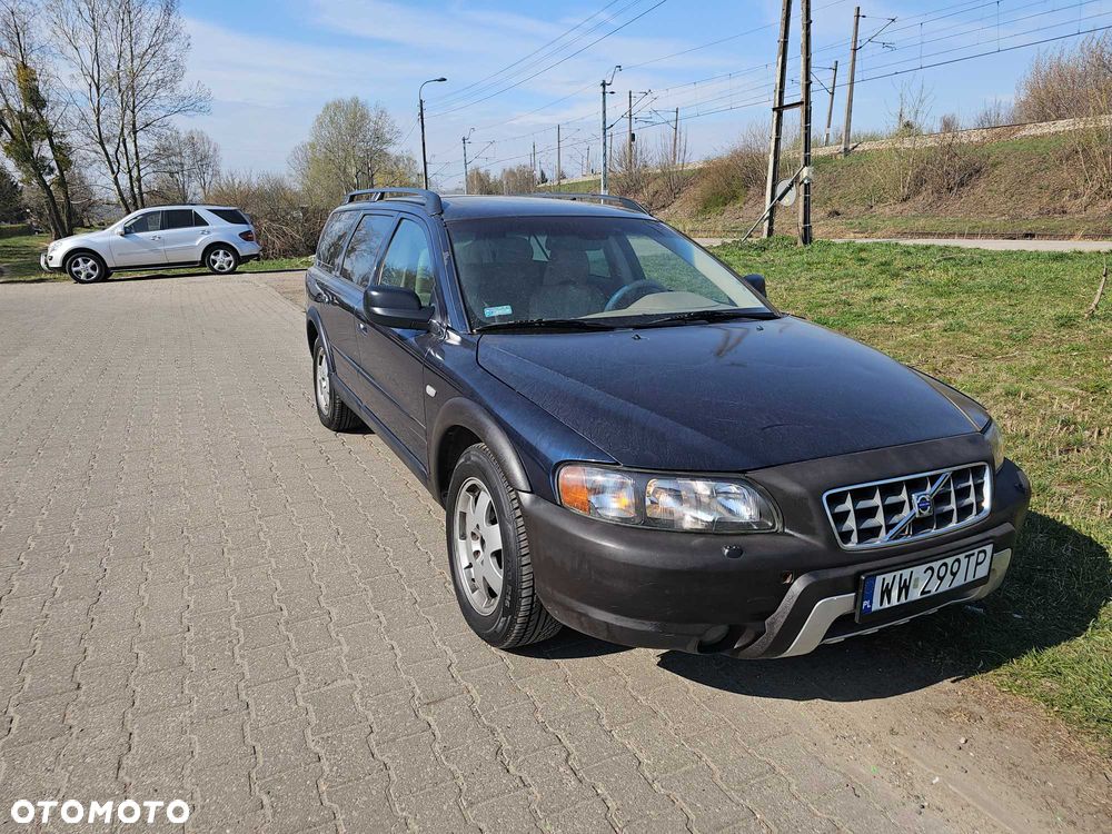 Volvo XC 70 - 4