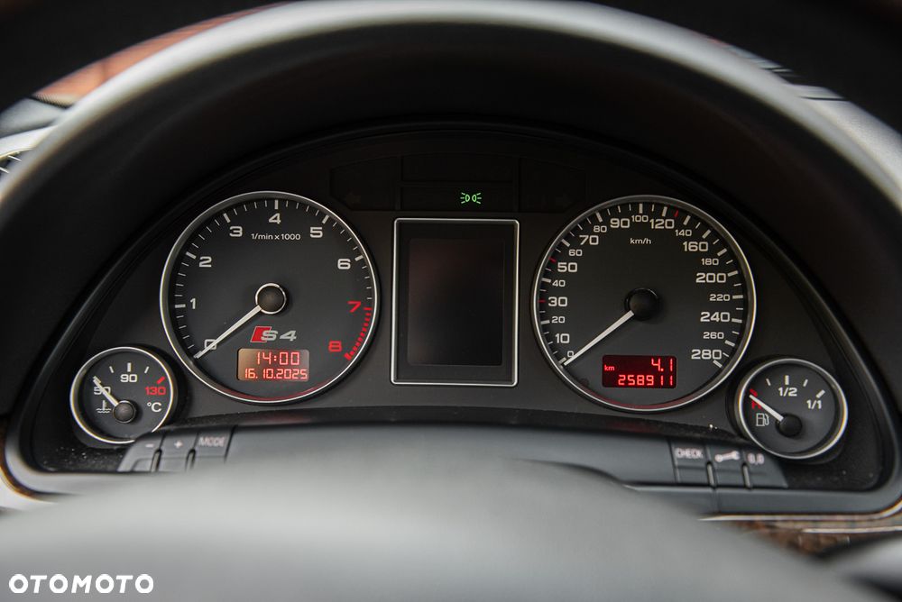 Audi S4 Avant tiptronic - 24