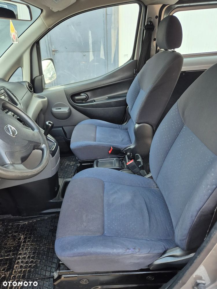Nissan NV200 - 12