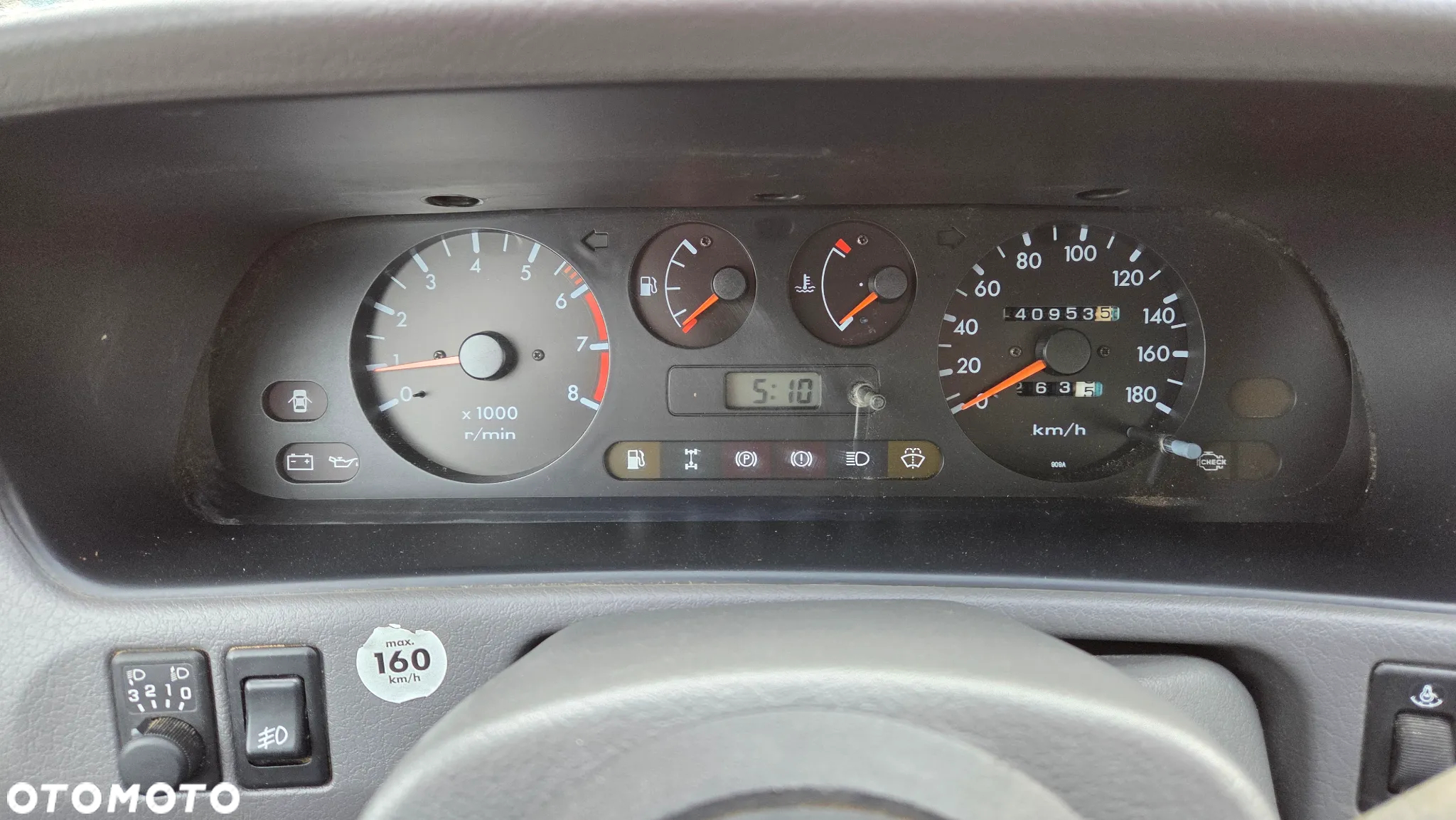 Nissan Terrano II 2.4 SGX - 21