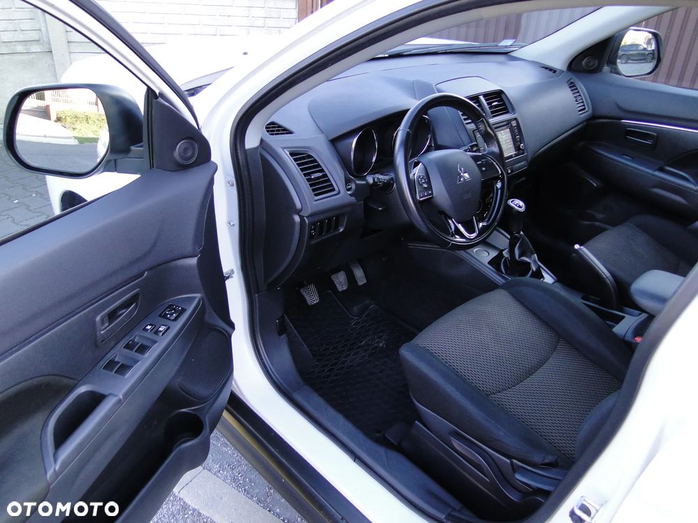 Mitsubishi ASX 2.0 Intense - 17
