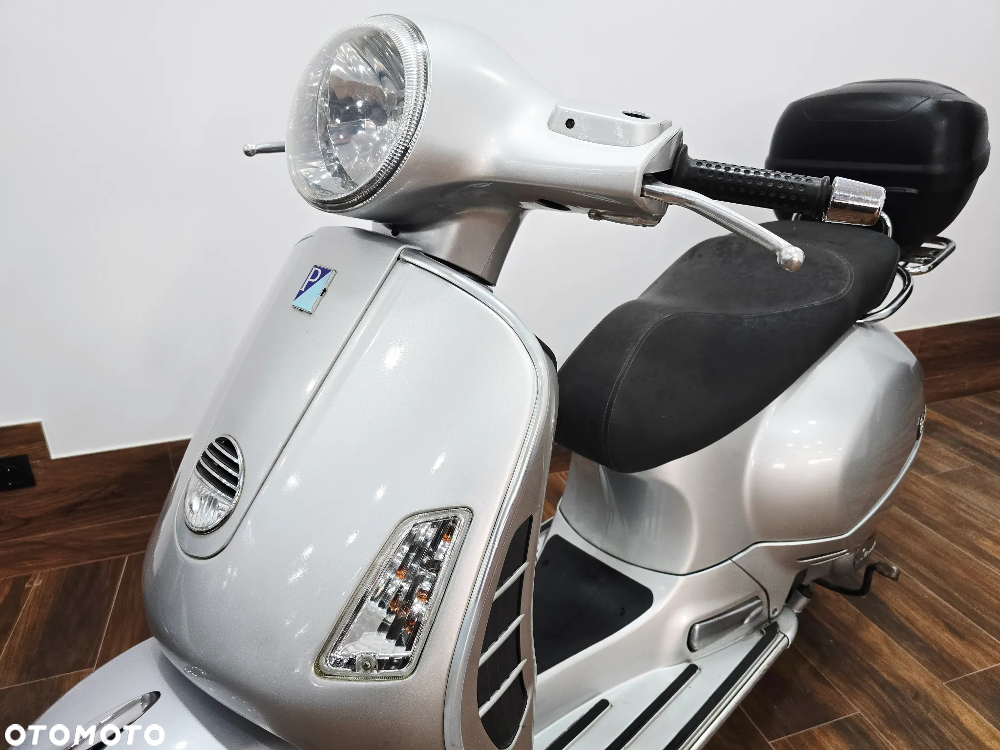 Piaggio Vespa - 22