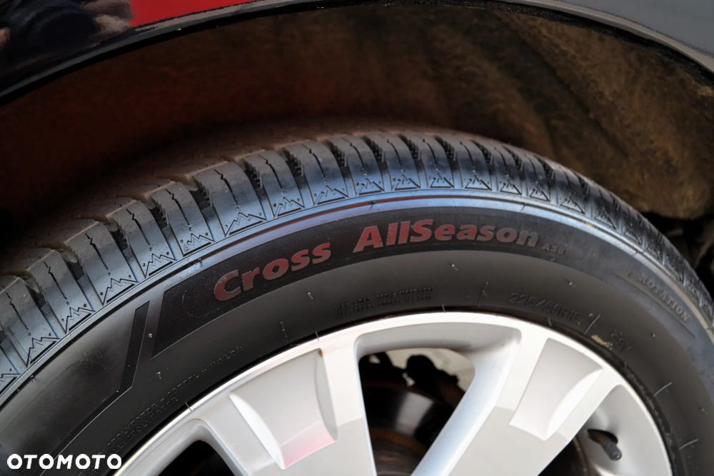 Mitsubishi Outlander 2.4 Intense + CVT - 38