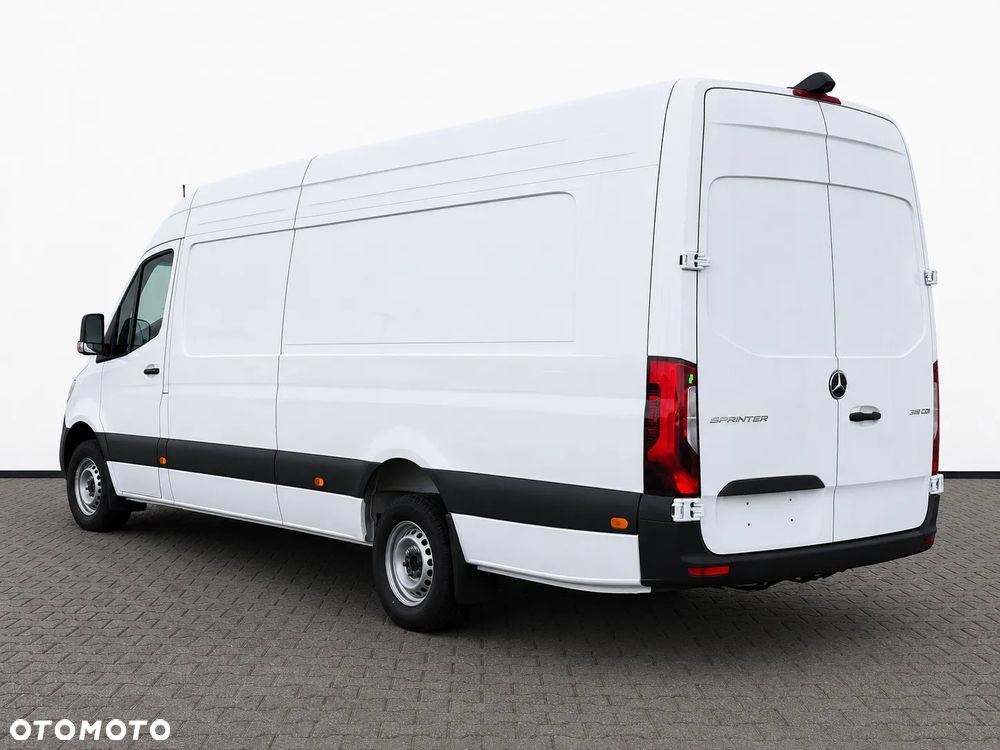 Mercedes-Benz Sprinter - 5