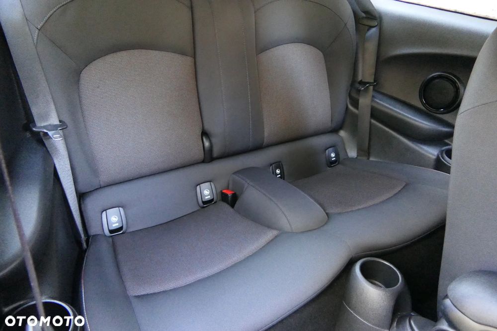 MINI ONE D Blackyard - 19