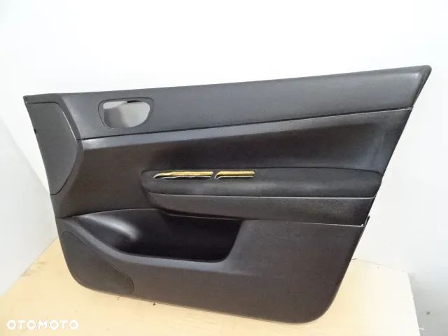 BOCZEK DRZWI PRAWY PRZÓD PEUGEOT 307 NR428