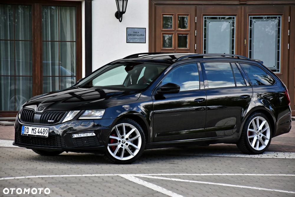 Skoda Octavia 2.0 TDI DSG RS - 11