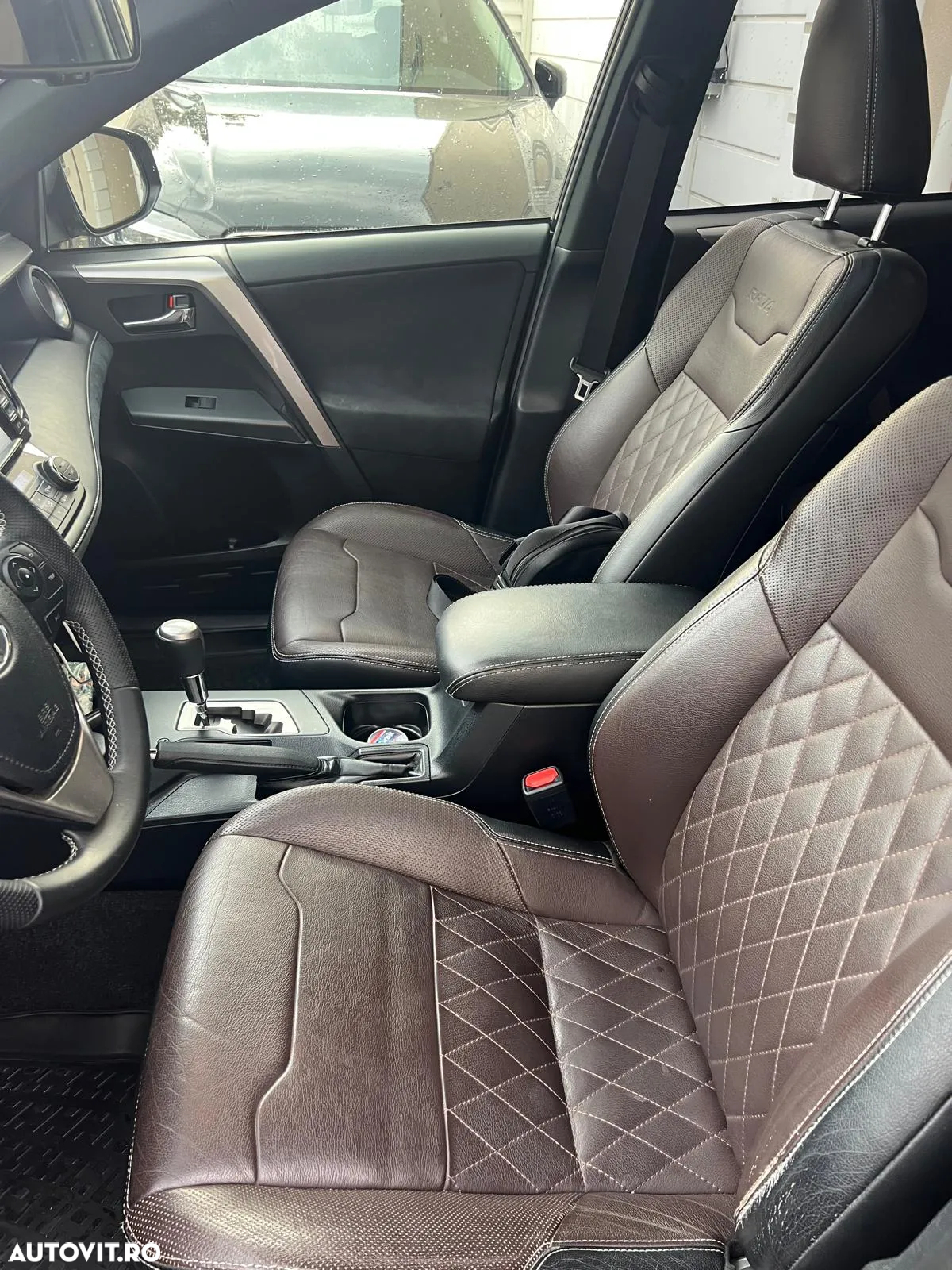 Toyota RAV4 - 2