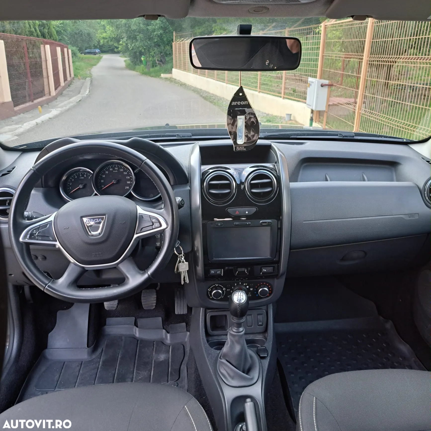 Dacia Duster 1.5 dCi 4x2 Laureate - 8