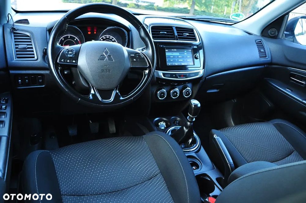 Mitsubishi ASX 1.6 DI-D 2WD Top - 36