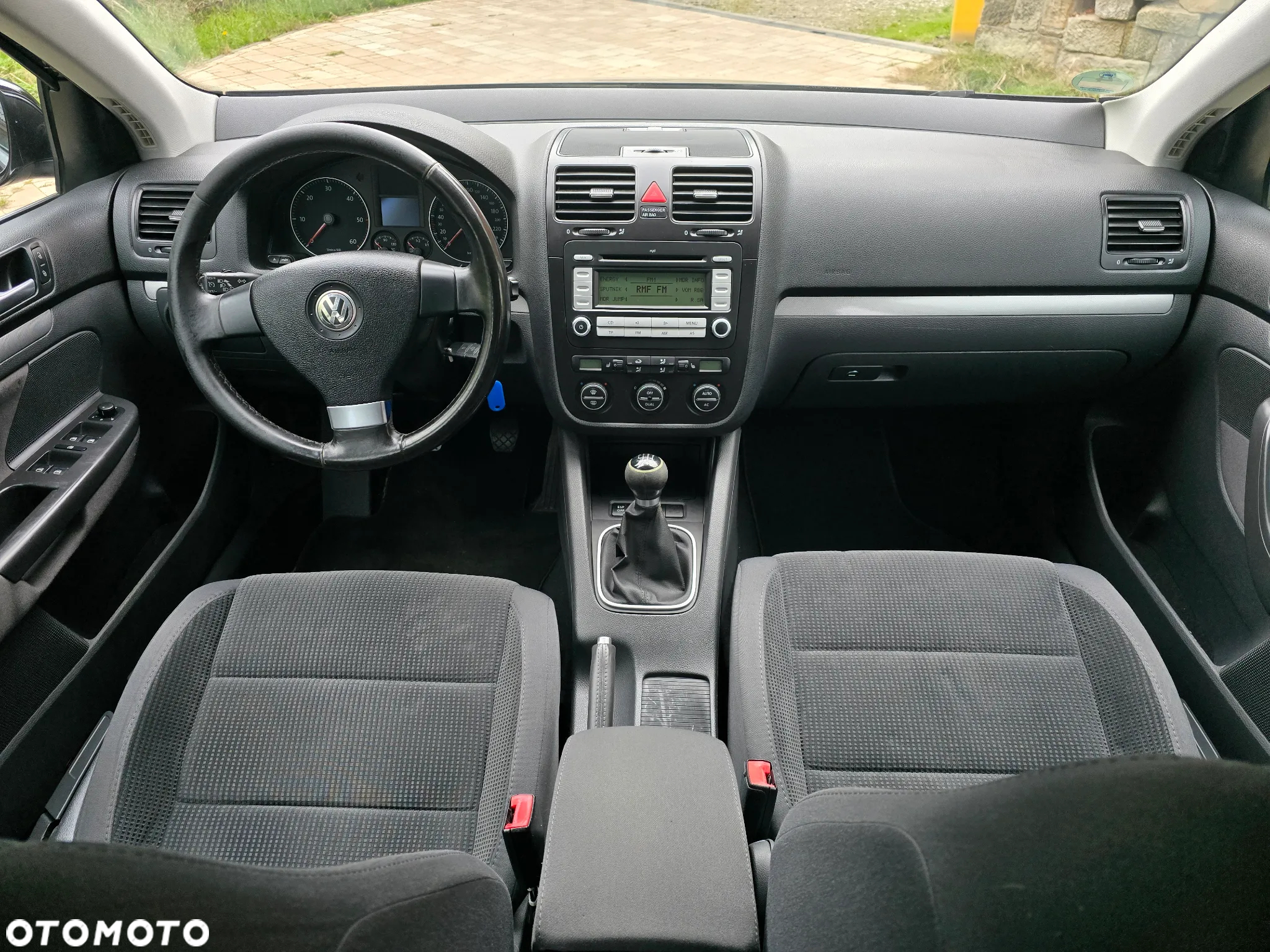 Volkswagen Golf Variant 2.0 TDI DPF Exclusive - 23