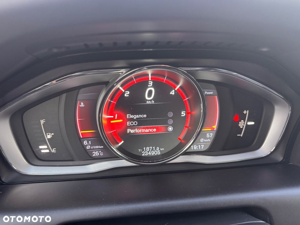 Volvo XC 60 D4 Summum - 16