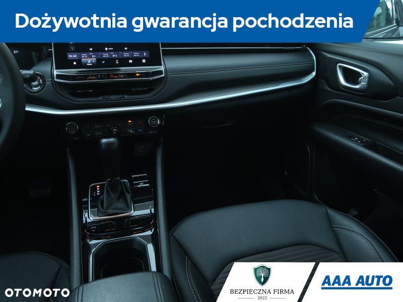Jeep Compass - 10