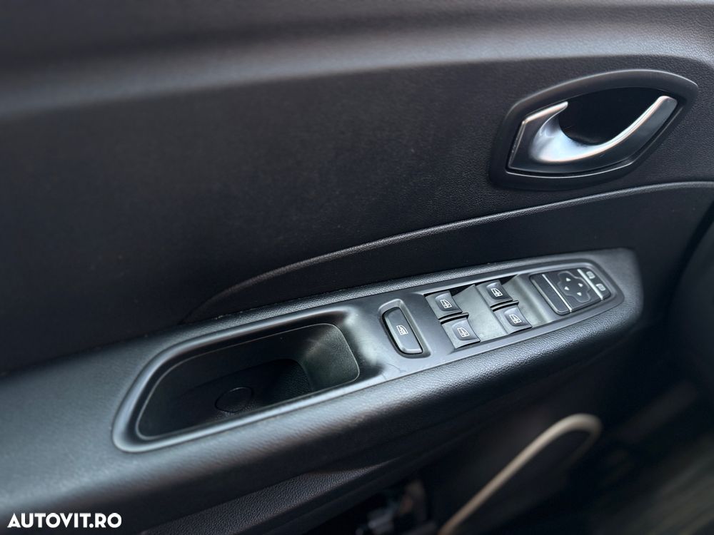 Renault Captur ENERGY TCe 90 Start&Stop Experience - 12