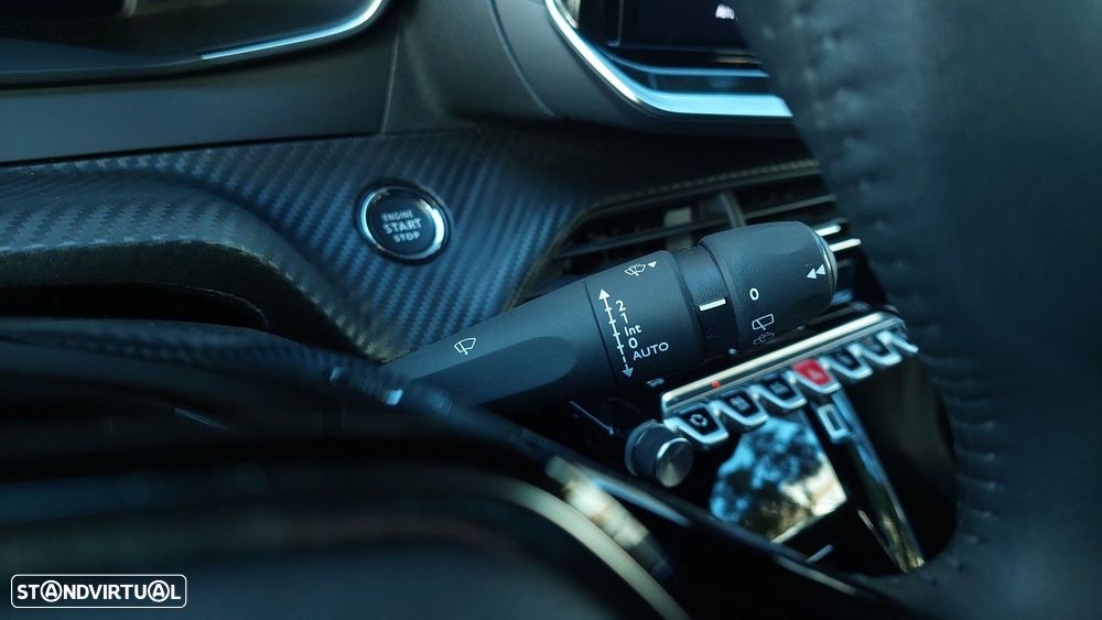 Peugeot e-2008 54 kWh Allure - 41