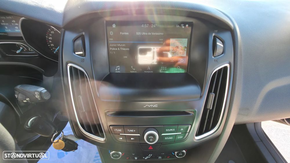 Ford Focus SW - 8