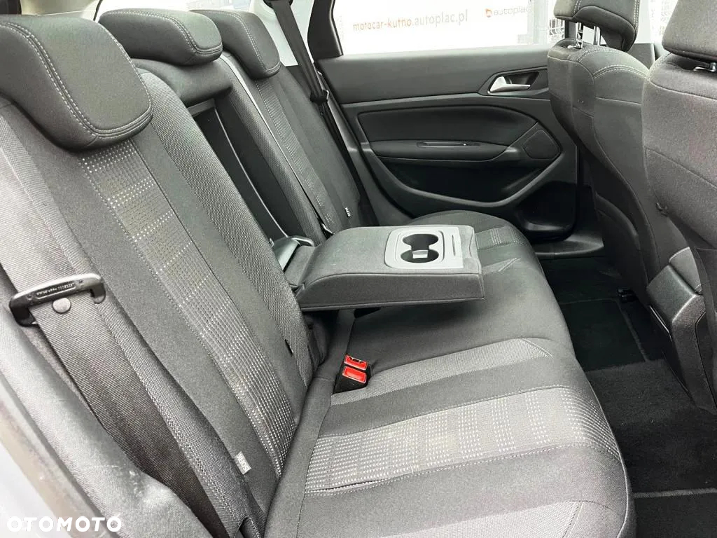 Peugeot 308 SW 1.6 e-HDi Allure S&S - 27