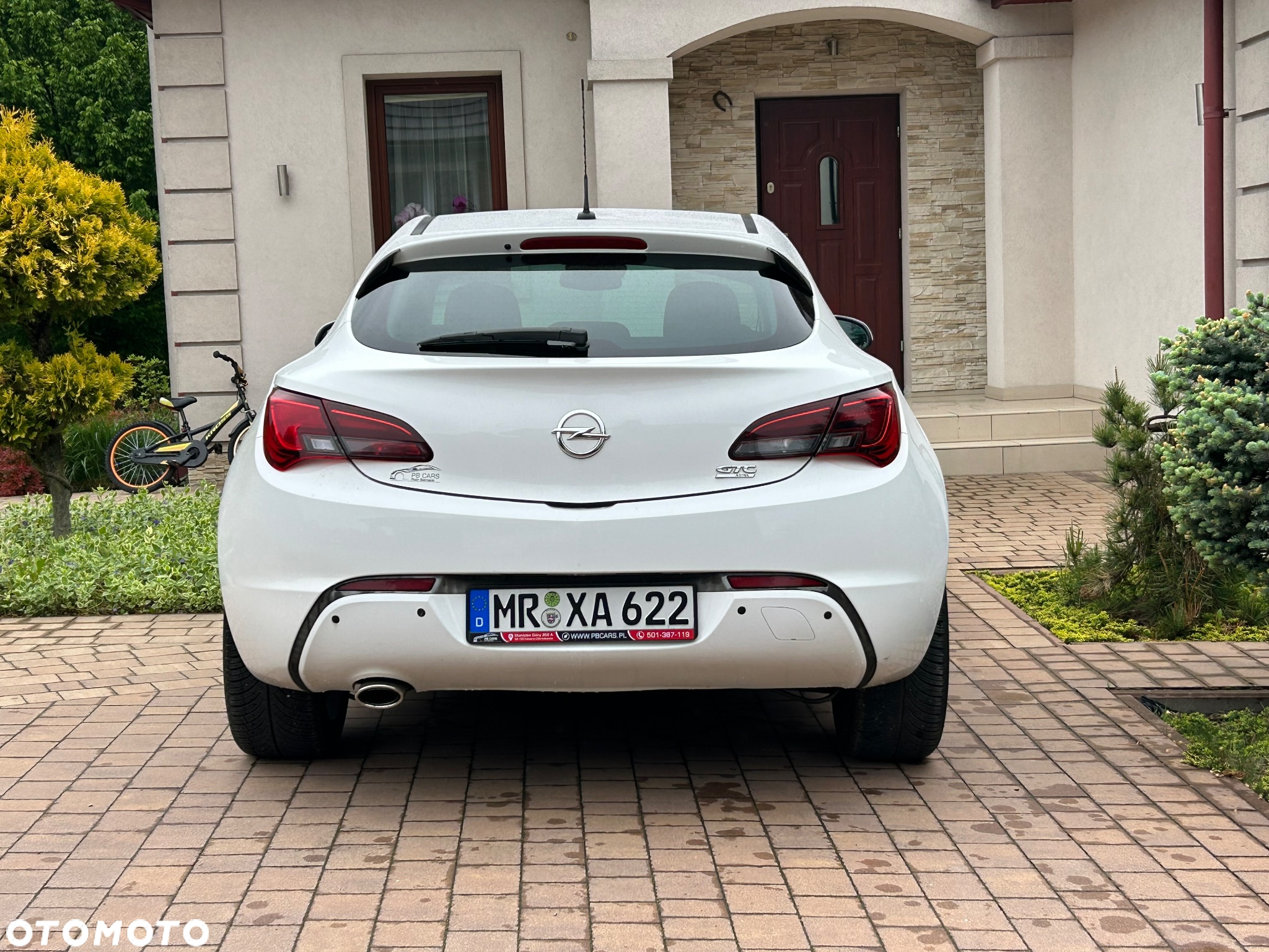 Opel Astra GTC 1.4 Turbo - 14