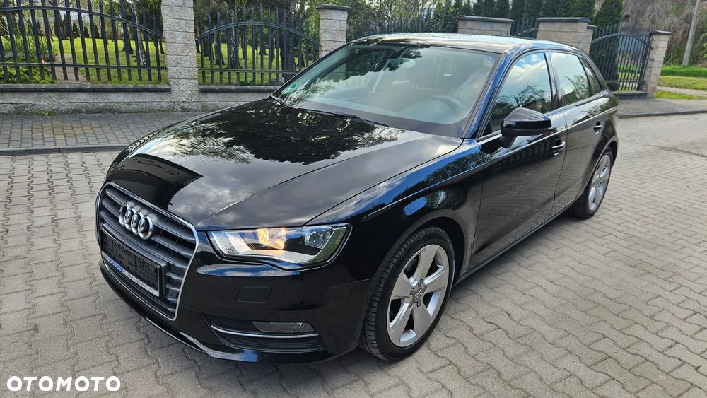 Audi A3 Sportback 1.4 TFSI Attraction - 4