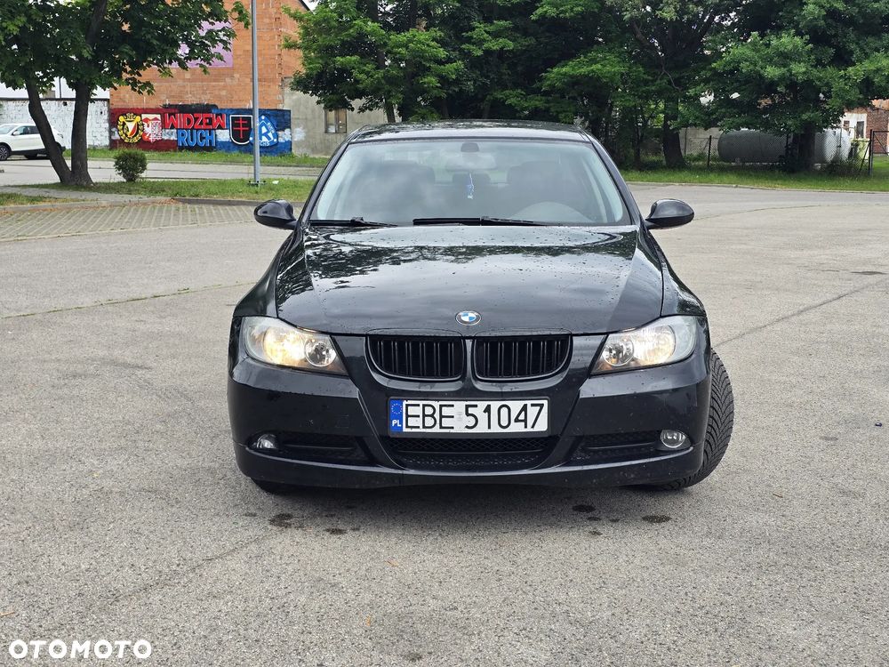 BMW Seria 3 318i - 2
