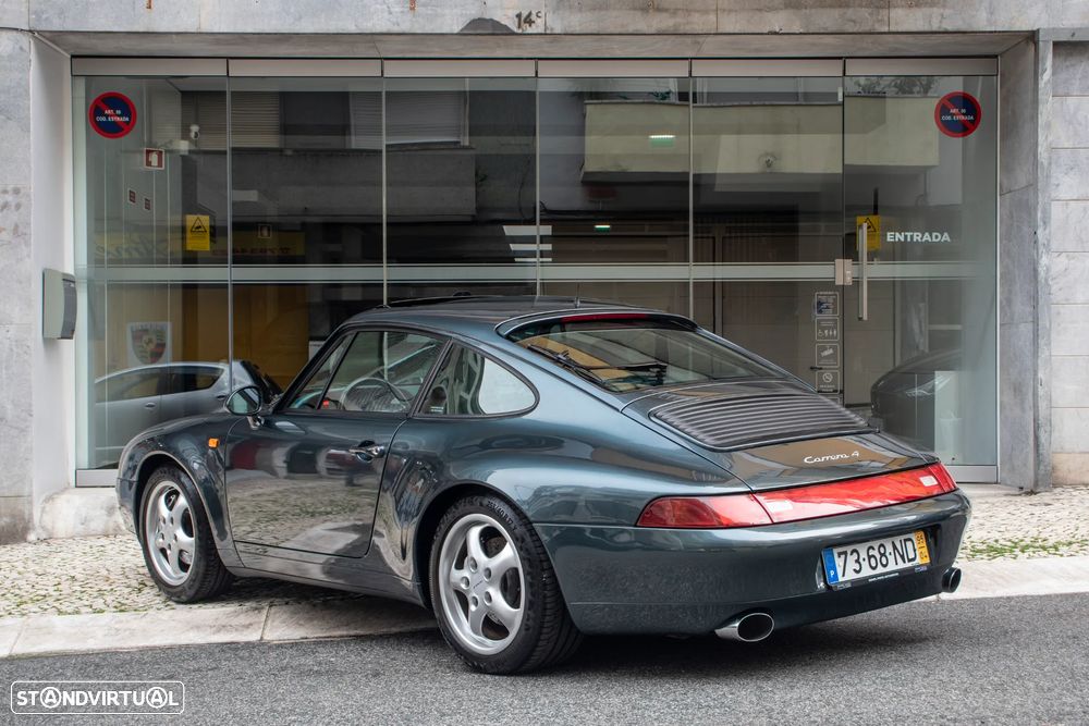 Porsche 911 (993) Coupé 3.6 Carrera 4 - 28