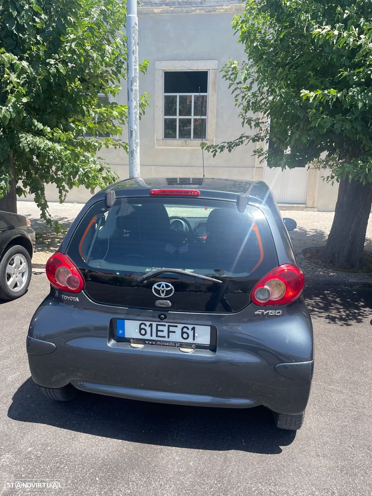 Toyota Aygo 1.0 + AC - 4