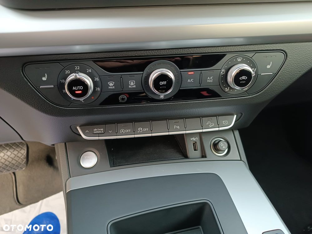 Audi Q5 35 TDI mHEV S tronic - 19